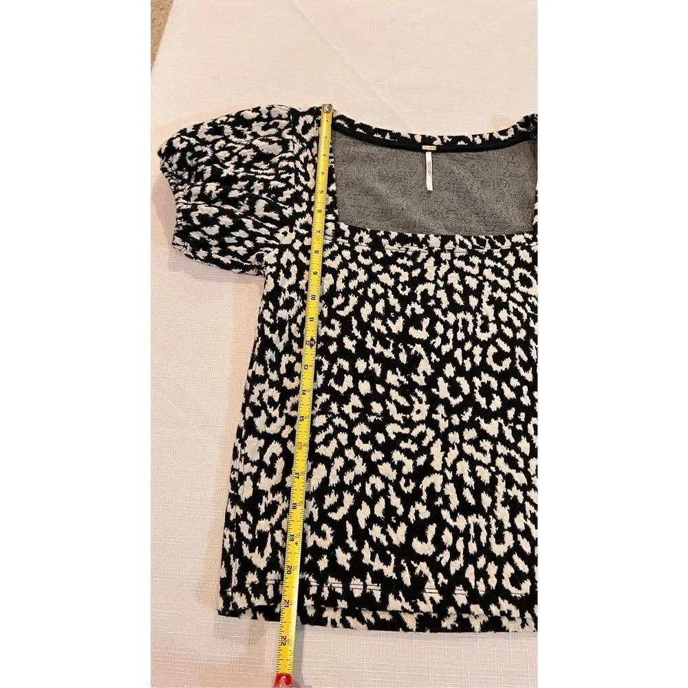 Free People Women's Animal Print Puff Sleeve Square Neck Blouse Top Black Small